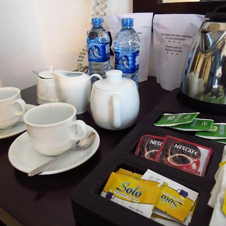 Chapelton House Acomodação com café da manhã Colombo Exterior foto