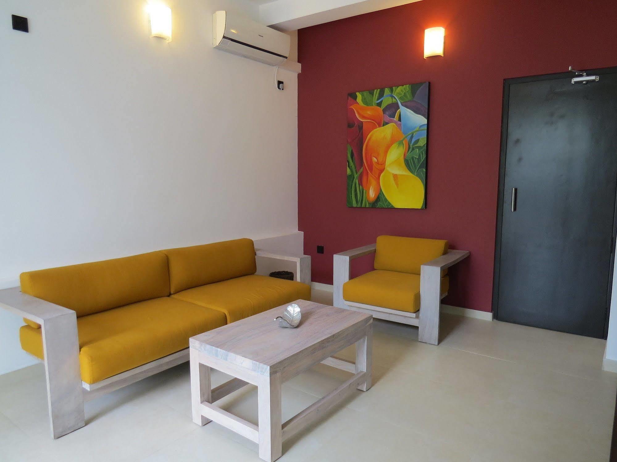 Chapelton House Acomodação com café da manhã Colombo Exterior foto